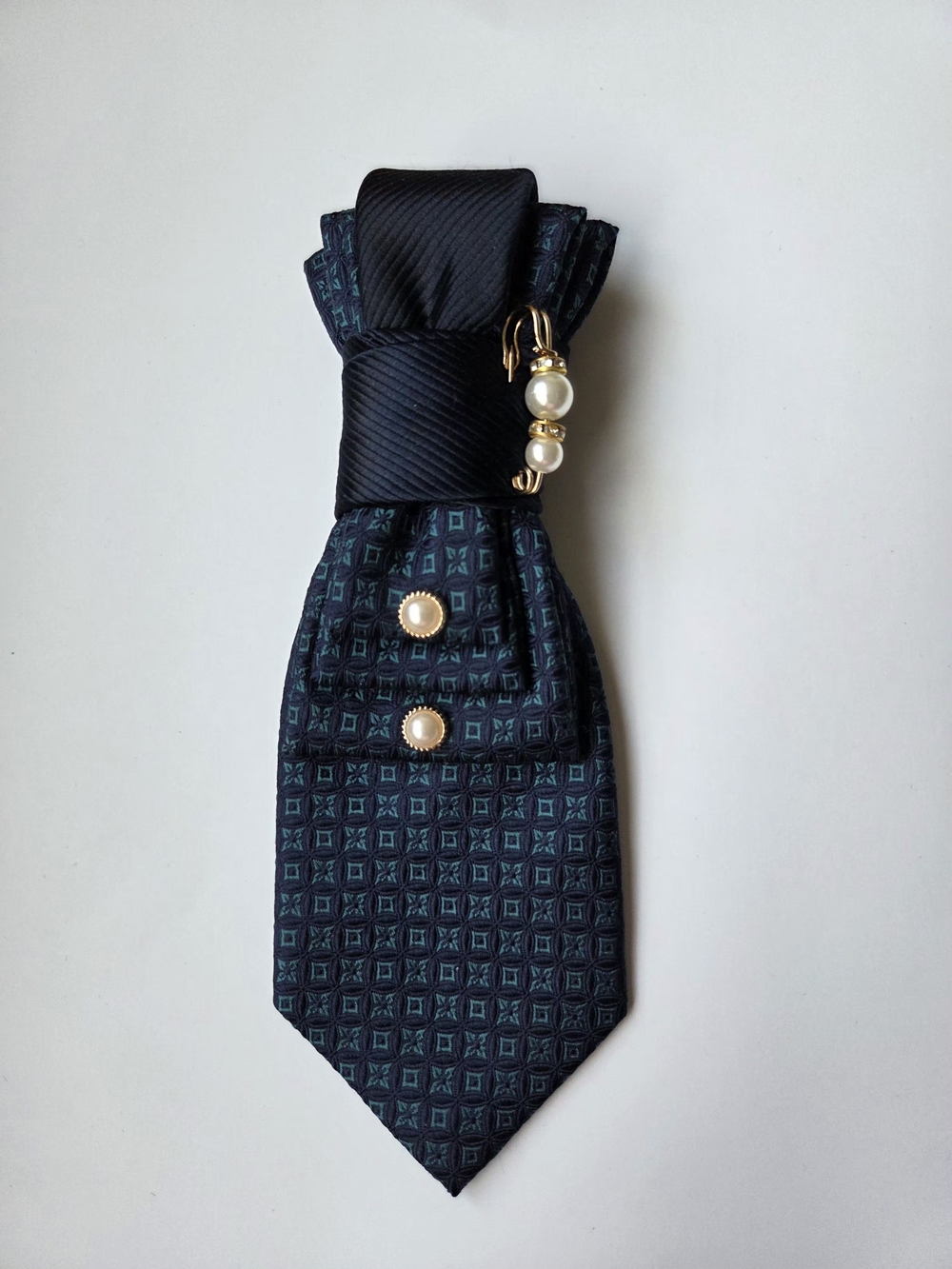 Navy Blue Patterned Men's Tie with Pearl Accessory